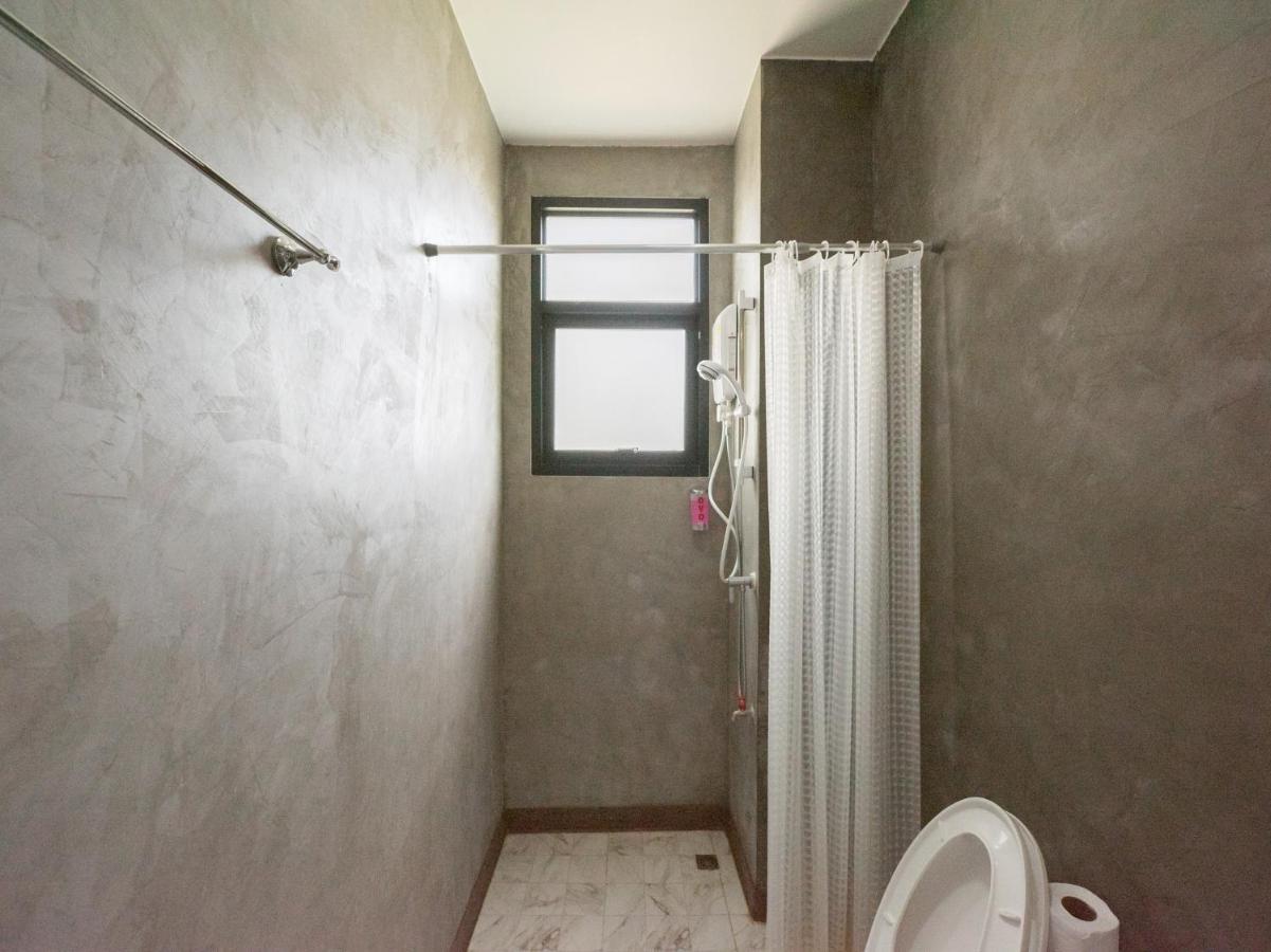 בנגקוק 5 Chang Palace מראה חיצוני תמונה